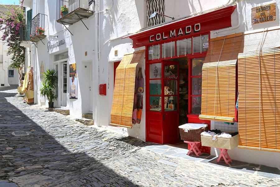 Blau Apartamento Frente A Los Canales Y Las Puestas De Sol De Roses Eksteriør billede