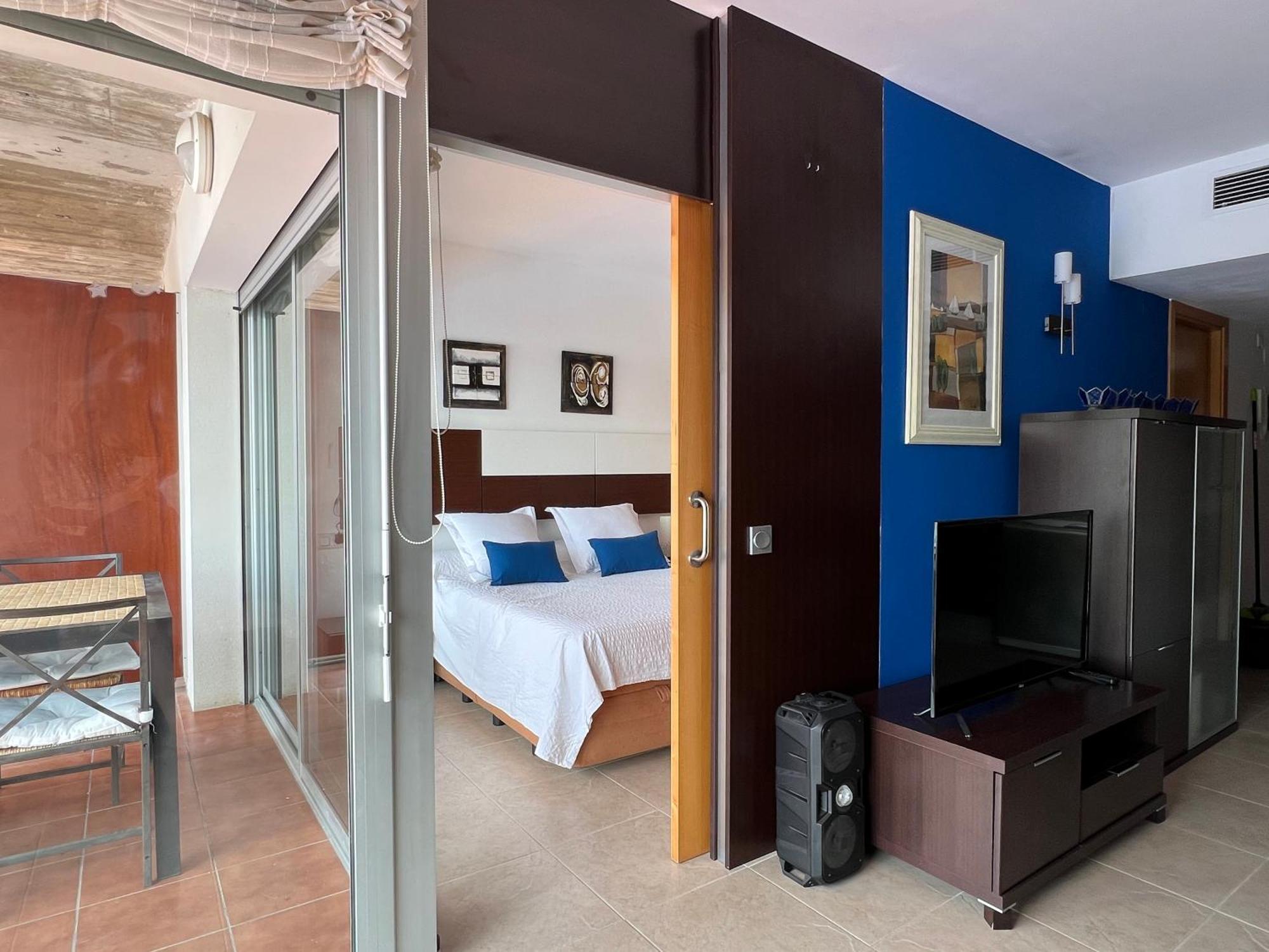 Blau Apartamento Frente A Los Canales Y Las Puestas De Sol De Roses Eksteriør billede